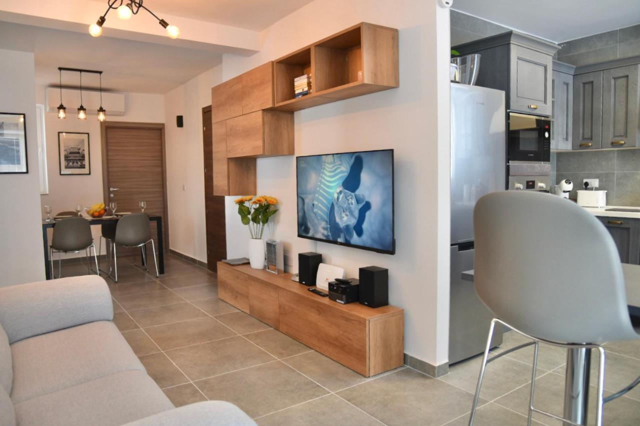Bright & Modern 2-Bedroom, 4Th Floor Apartment In Gzira, Malta Exterior photo